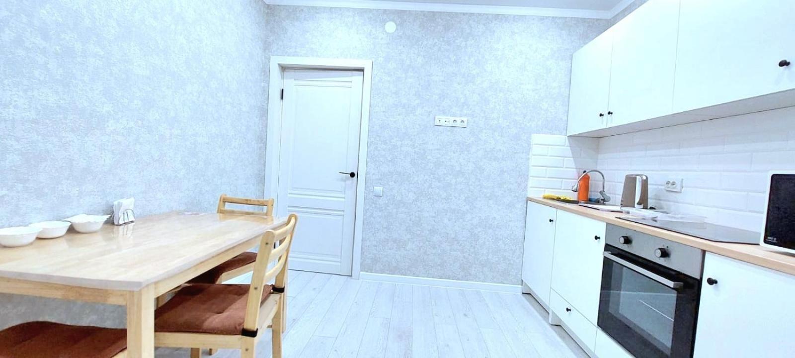 Аэропорт 10 Минут Жк Будапешт163 Apartment Астана Екстериор снимка