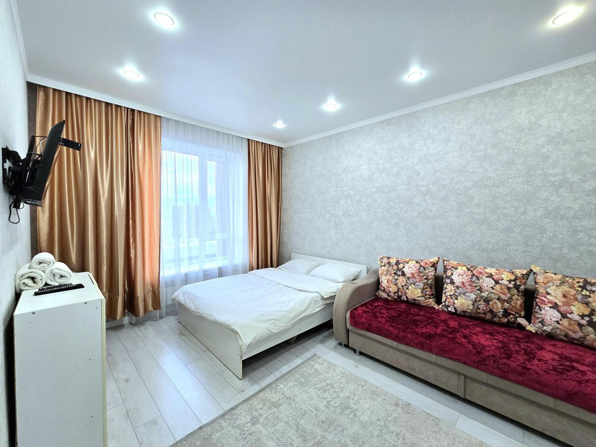 Аэропорт 10 Минут Жк Будапешт163 Apartment Астана Екстериор снимка